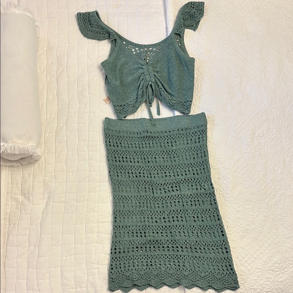 Hem & Thread Green Crochet Set - Picture 2 of 7